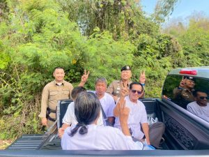 กิจกรรมจิตอาสา ช่วยเหลือประชาชนรถเสีย และจัดรถรับ-ส่งประชาชน